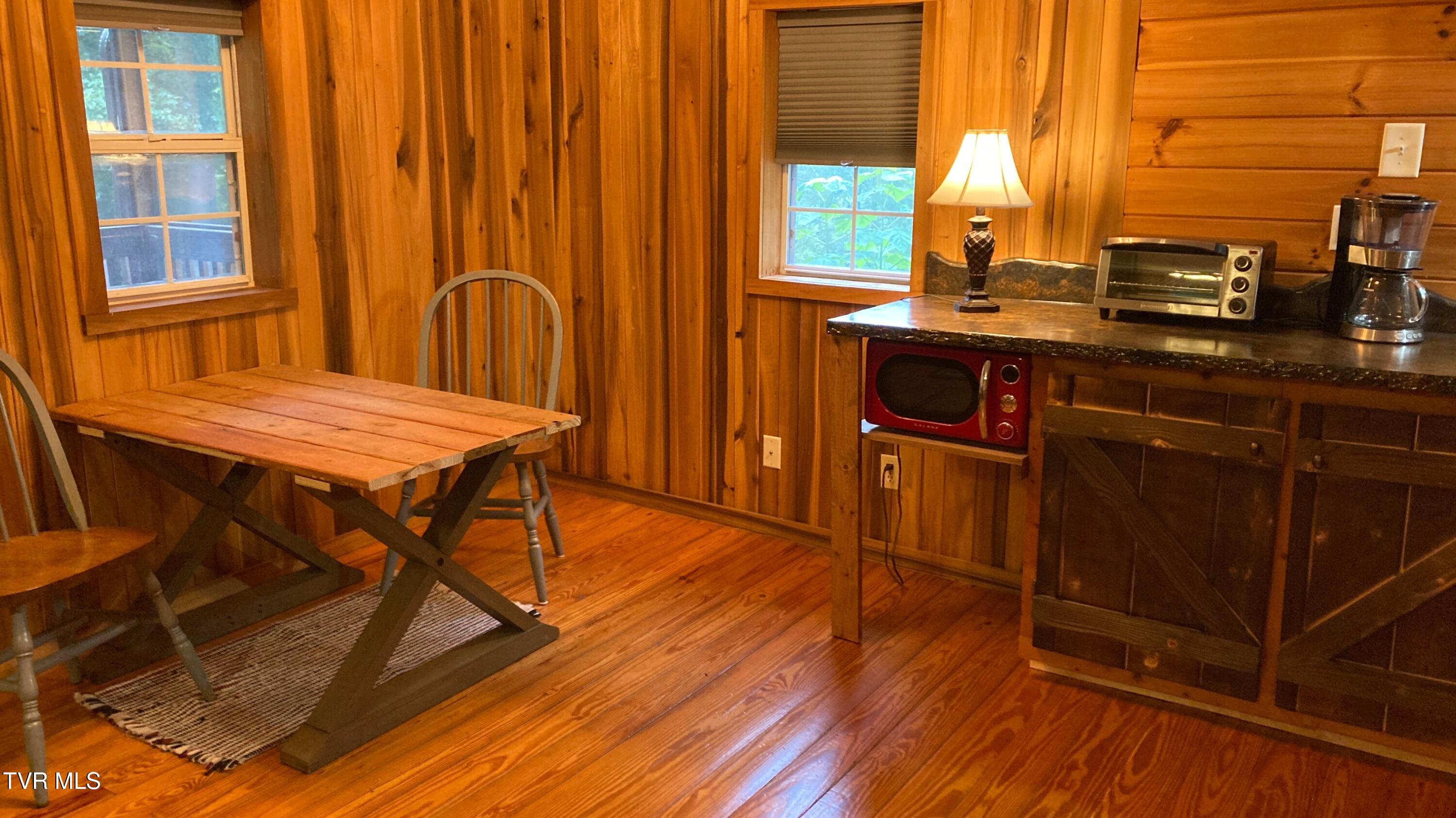 143 Doty Road Roan Mountain, TN 37687 - Photo 19 of 57 IMG_5202