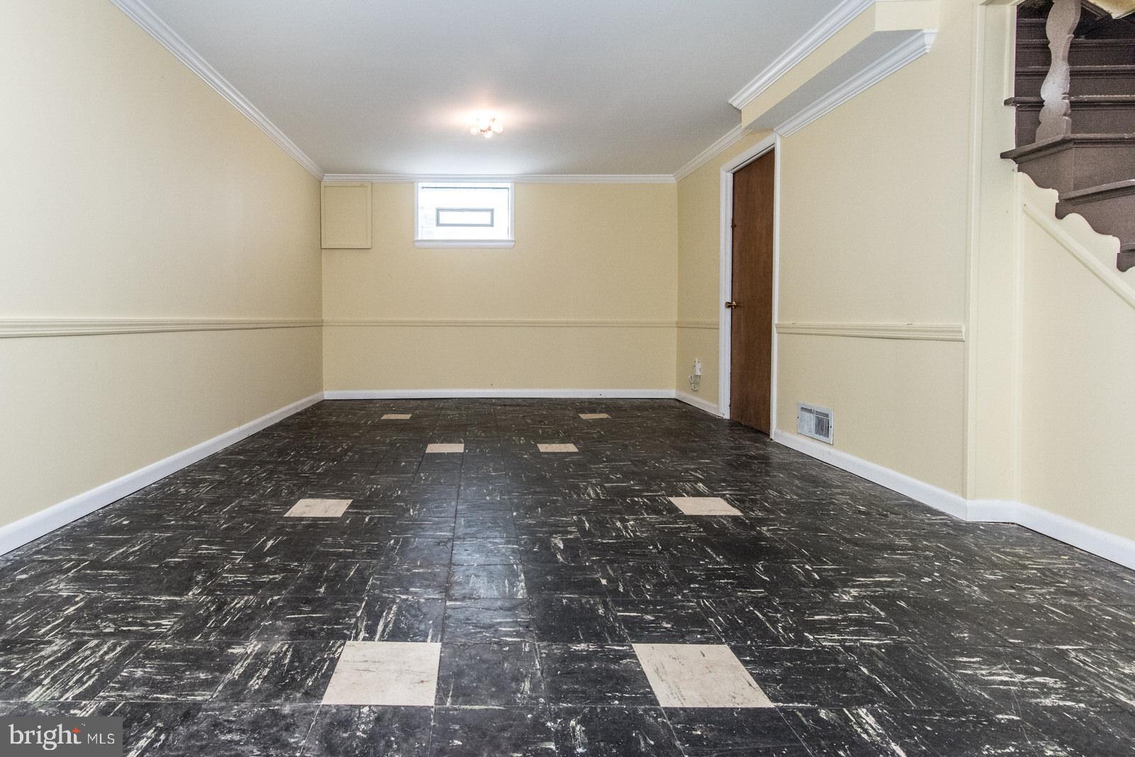 9869 Bridle Road Philadelphia, PA 19115 - Photo 14 of 43