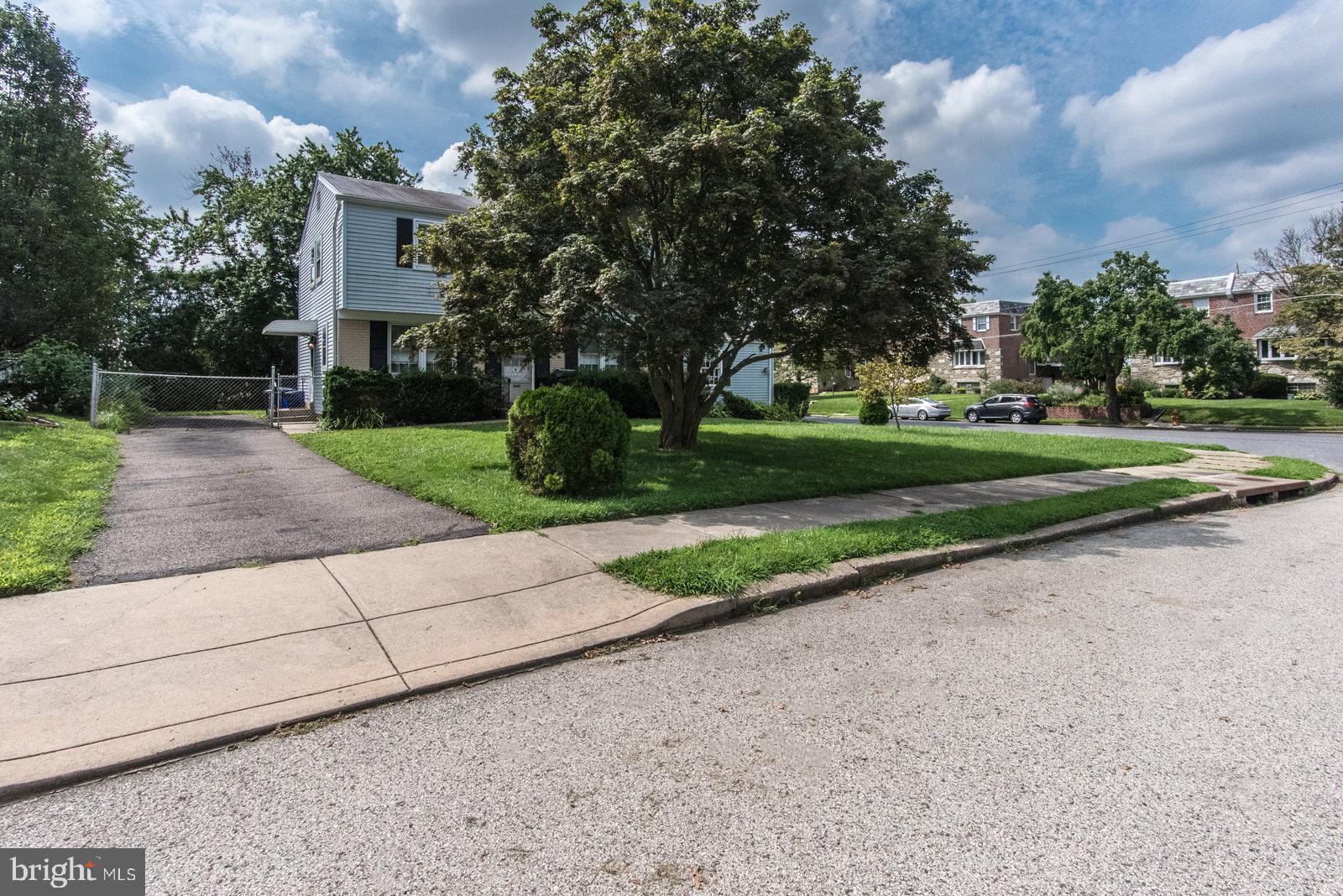 9869 Bridle Road Philadelphia, PA 19115 - Photo 5 of 43