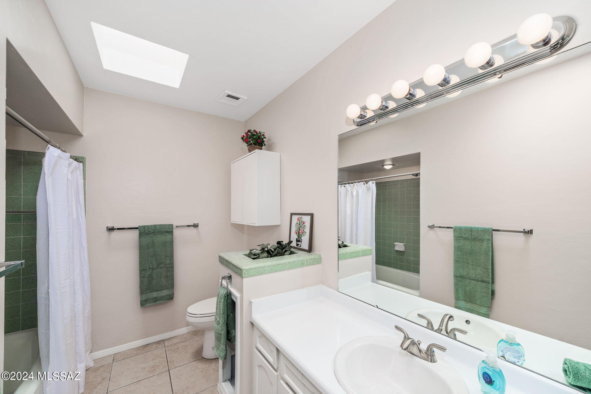 6100 North Oracle Road, Unit 20 Tucson, AZ 85704 - Photo 17 of 28 Gallery Image 17