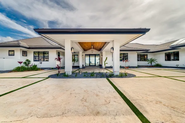 $9,995,000 | 100 Kalelemuku Place, Kula, HI 96790