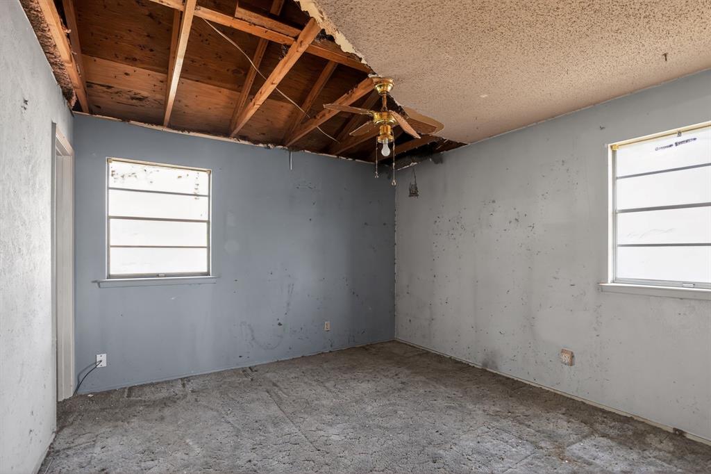 404 Nathan Street Burleson, TX 76028 - Photo 20 of 31