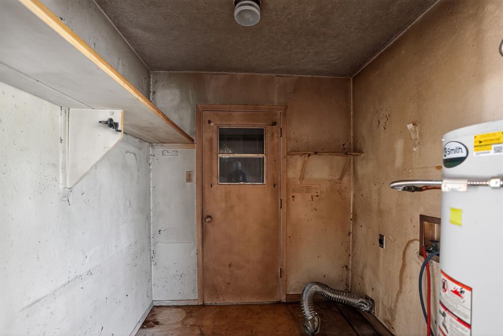 404 Nathan Street Burleson, TX 76028 - Photo 26 of 31