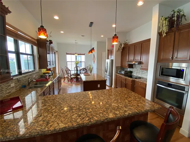 $7,500 | 3172 Northwest 82nd Way, Unit 3172, Cooper City, FL 33024