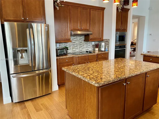 $7,500 | 3172 Northwest 82nd Way, Unit 3172, Cooper City, FL 33024