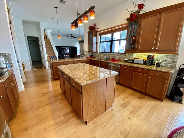 $7,500 | 3172 Northwest 82nd Way, Unit 3172, Cooper City, FL 33024