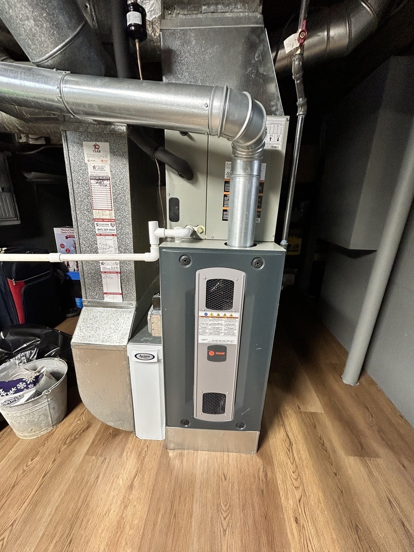 430 Oak Street Des Plaines, IL 60016 - Photo 20 of 25