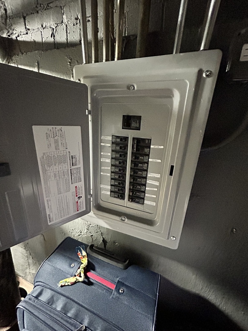 430 Oak Street Des Plaines, IL 60016 - Photo 21 of 25