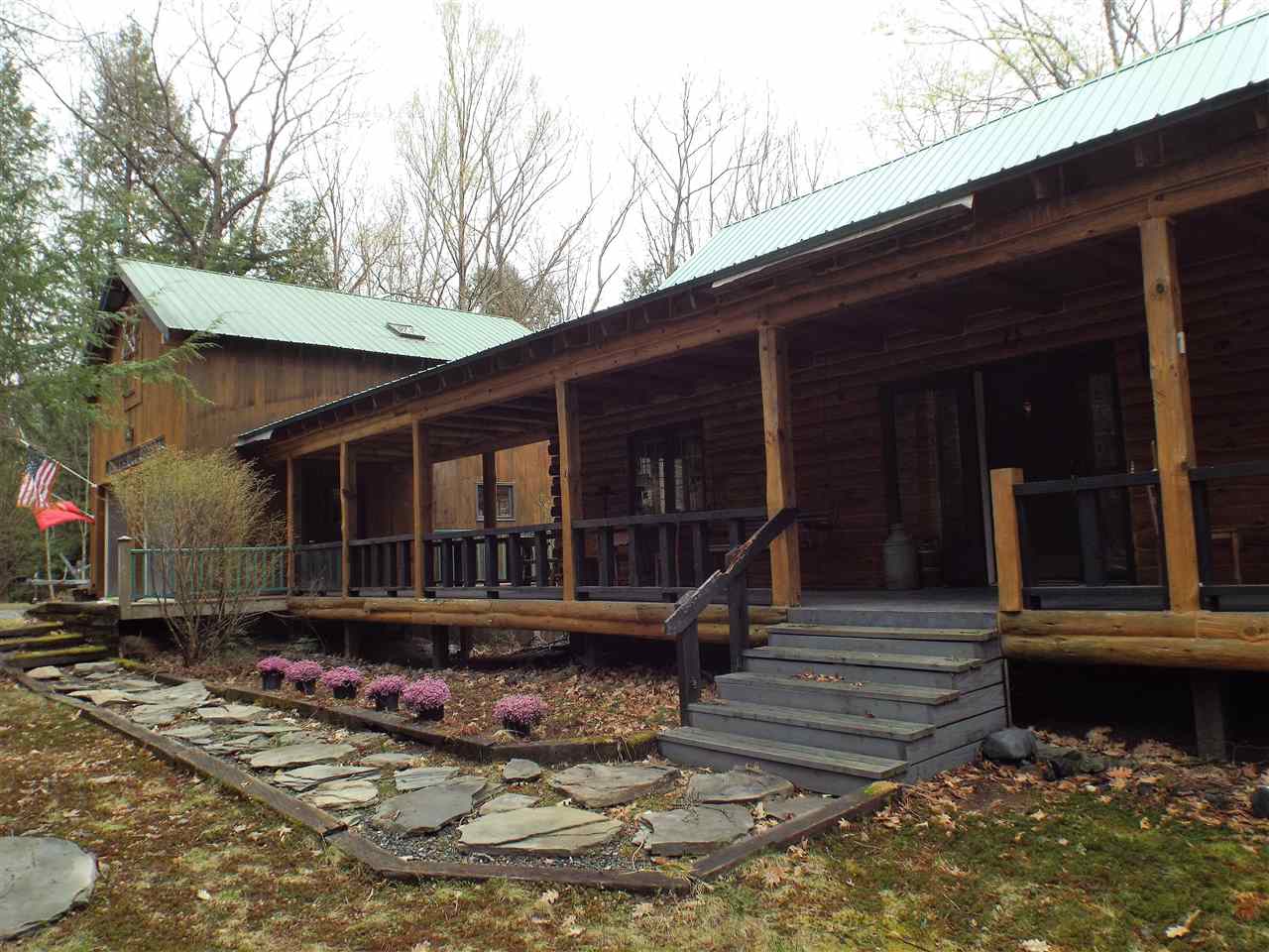 114 Owl Brook Road Ashland, NH 03217 - Photo 4 of 40