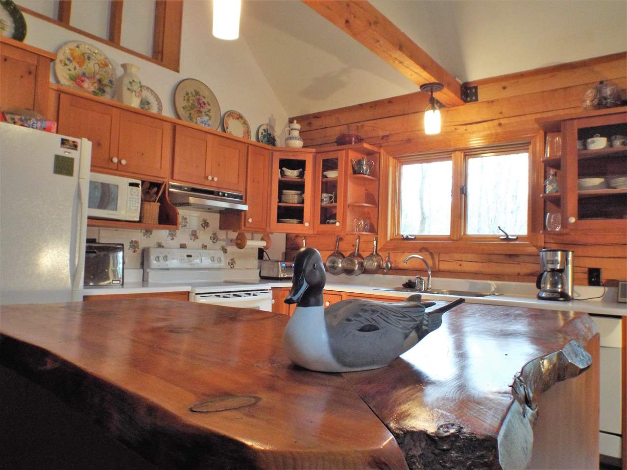 114 Owl Brook Road Ashland, NH 03217 - Photo 9 of 40