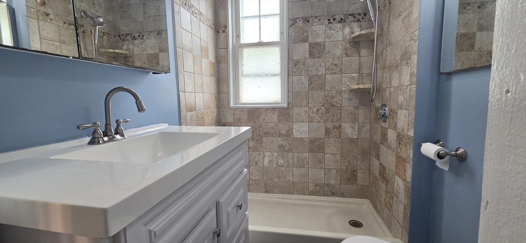 541 Bennington Street, Unit 1 Boston, MA 02128 - Photo 12 of 24