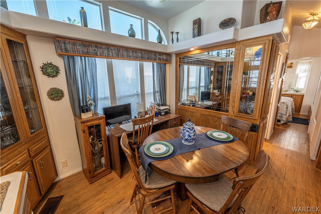 2000 Ramar Road, Unit 16 Bullhead City, AZ 86442 - Photo 13 of 46 Dining Area