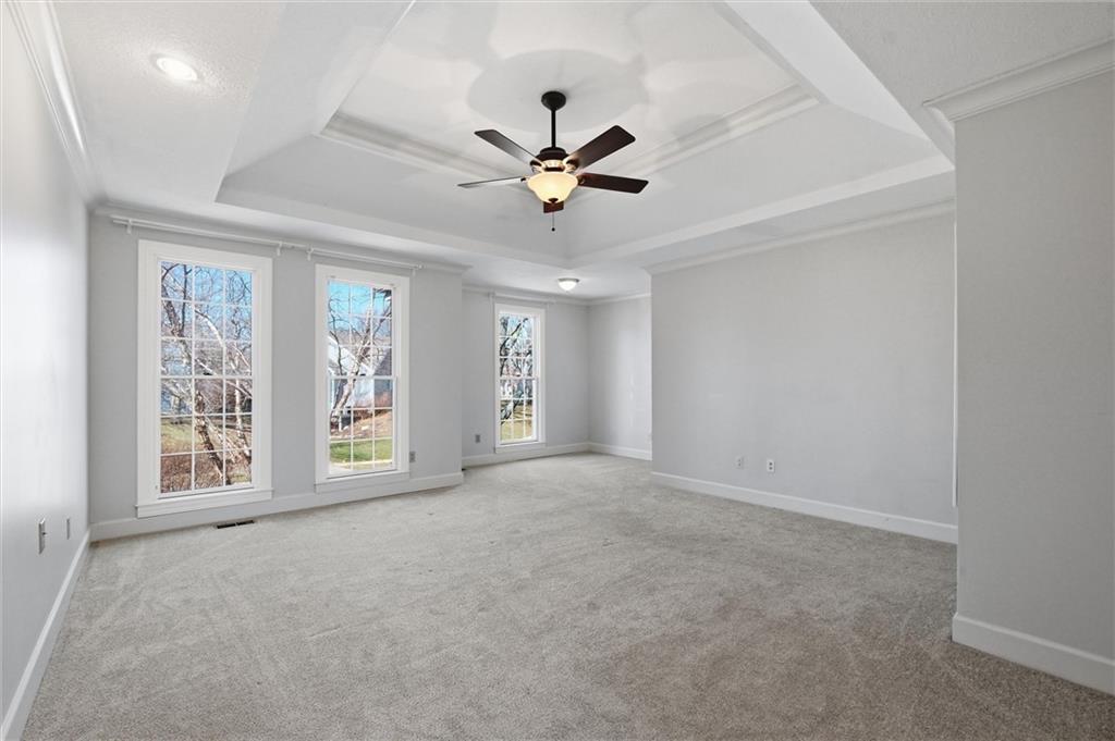 7633 Acuff Lane Lenexa, KS 66216 - Photo 22 of 47