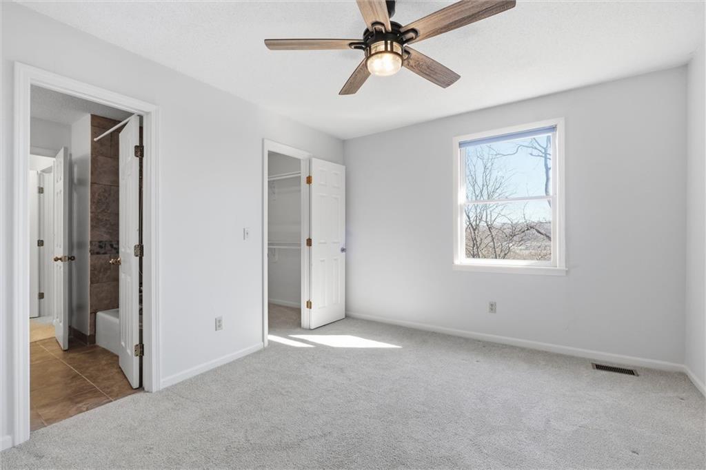 7633 Acuff Lane Lenexa, KS 66216 - Photo 27 of 47