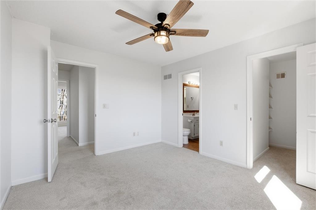 7633 Acuff Lane Lenexa, KS 66216 - Photo 28 of 47