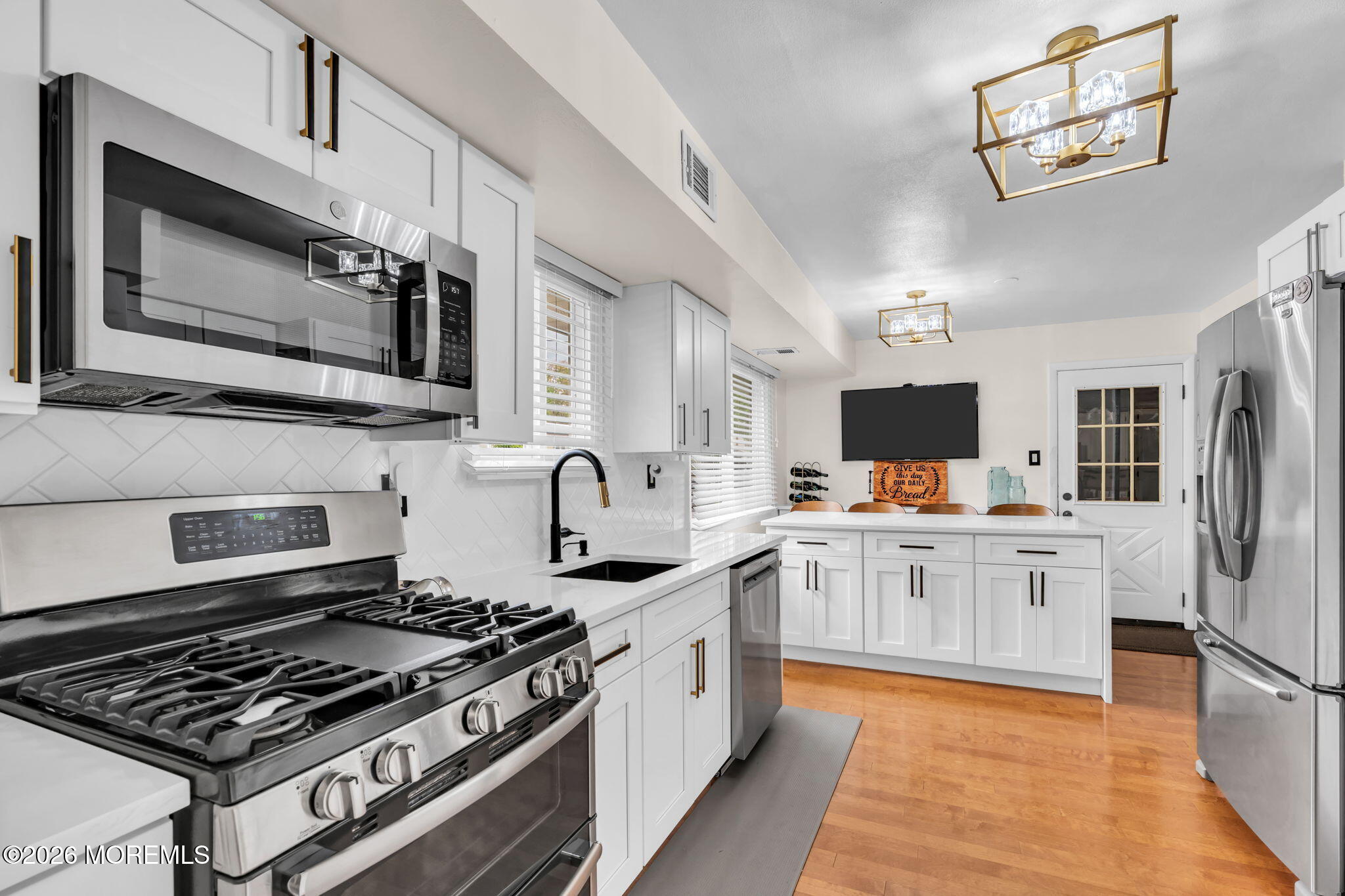 1010 Fordham Road Neptune Township, NJ 07753 - Photo 18 of 68 18-web-or-mls-DSC08592