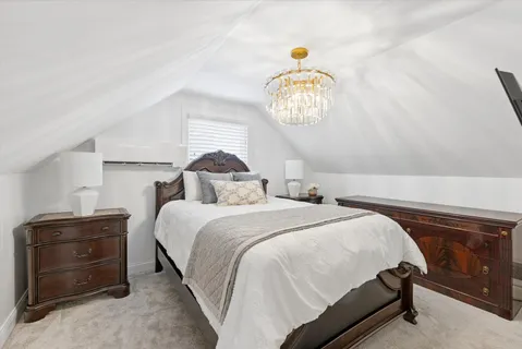 $600,000 | 304 Bryant Avenue, Glen Ellyn, IL 60137