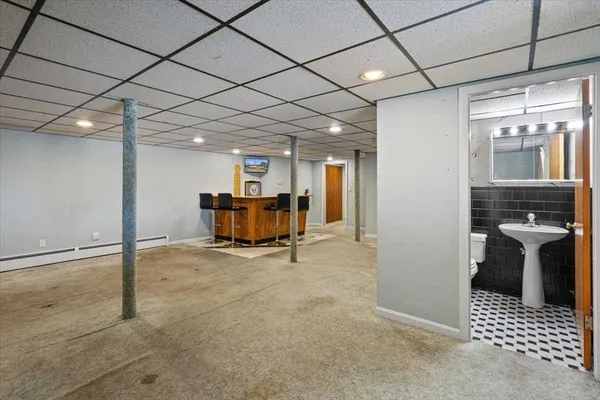 $499,000 | 77 Zenith Drive, Worcester, MA 01602