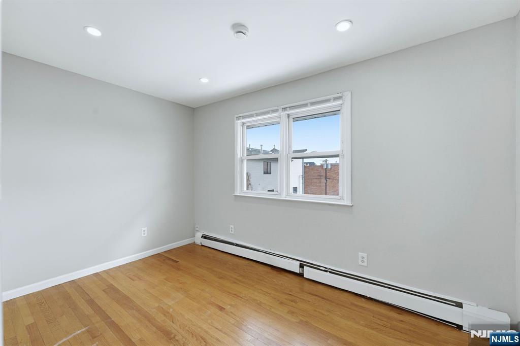 220 5th Street Fairview, NJ 07022 - Photo 23 of 33