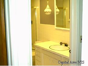 4 Greenview Court Springfield, IL 62704 - Photo 6 of 8 Gallery Image 6