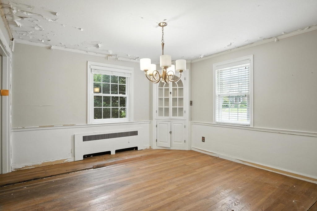 23 Standish Road Milton, MA 02186 - Photo 3 of 23 Gallery Image 3