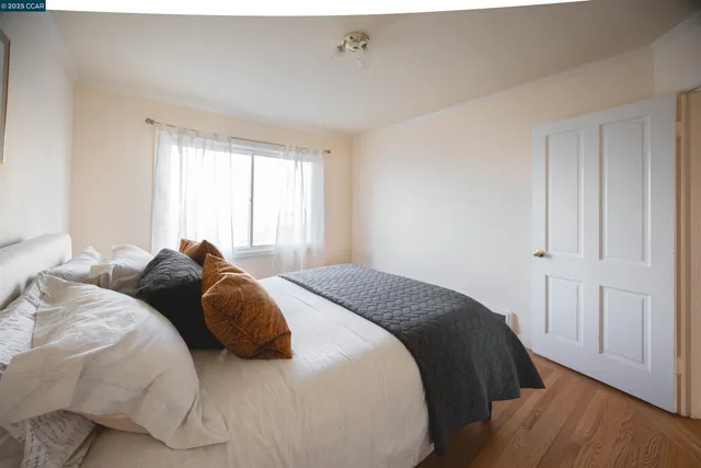 $1,295,000 | 2624 Ortega Street, San Francisco, CA 94122