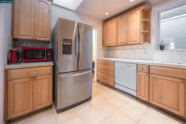 $1,295,000 | 2624 Ortega Street, San Francisco, CA 94122