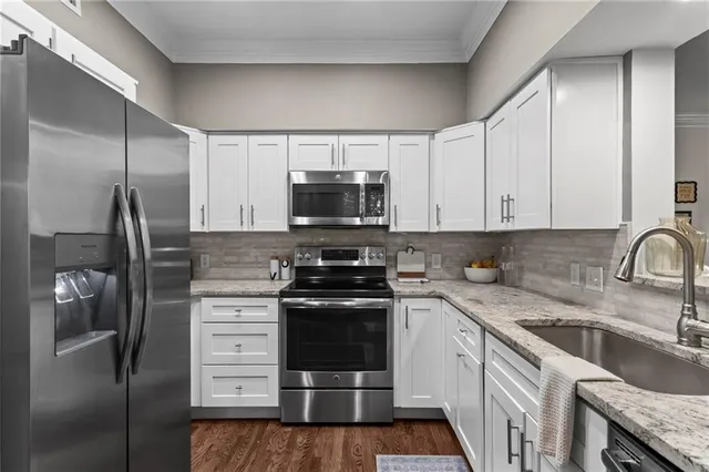 $299,000 | 3777 Peachtree Road Northeast, Unit 1602, Brookhaven, GA 30319