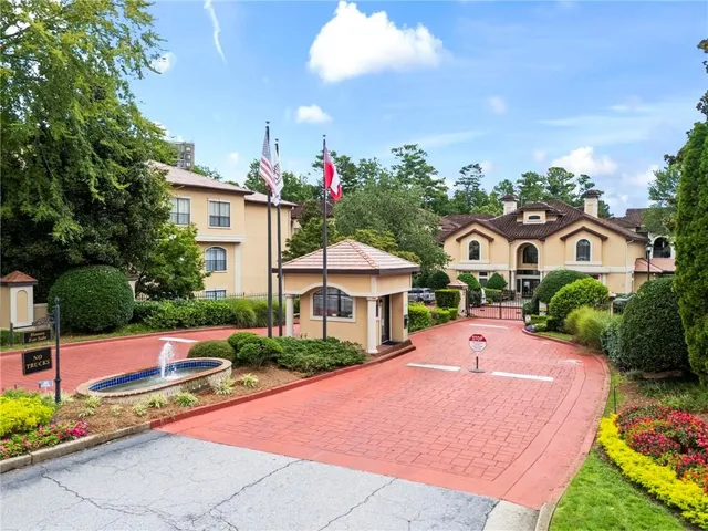 $299,000 | 3777 Peachtree Road Northeast, Unit 1602, Brookhaven, GA 30319