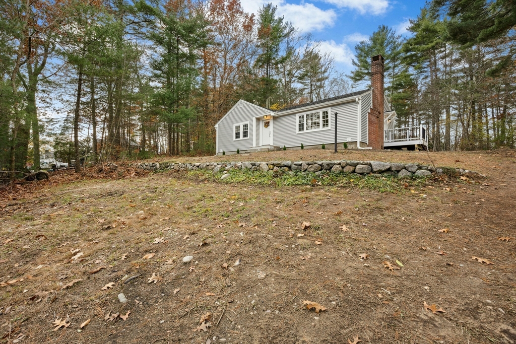 8 Old Farm Road Hanover, MA 02339 - Photo 3 of 38 Gallery Image 3