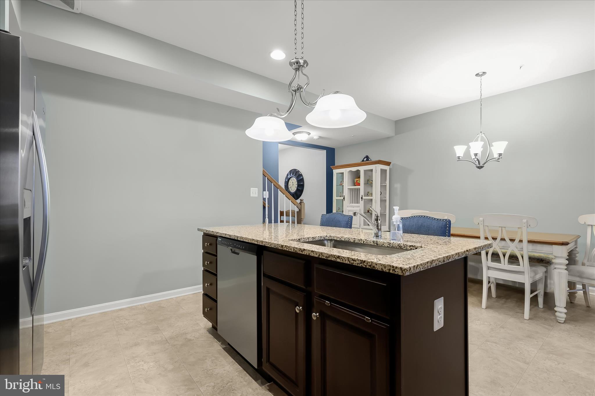 2845 Union Square Road, Unit 66 New Windsor, MD 21776 - Photo 15 of 44 Center Island - Granite Countertops