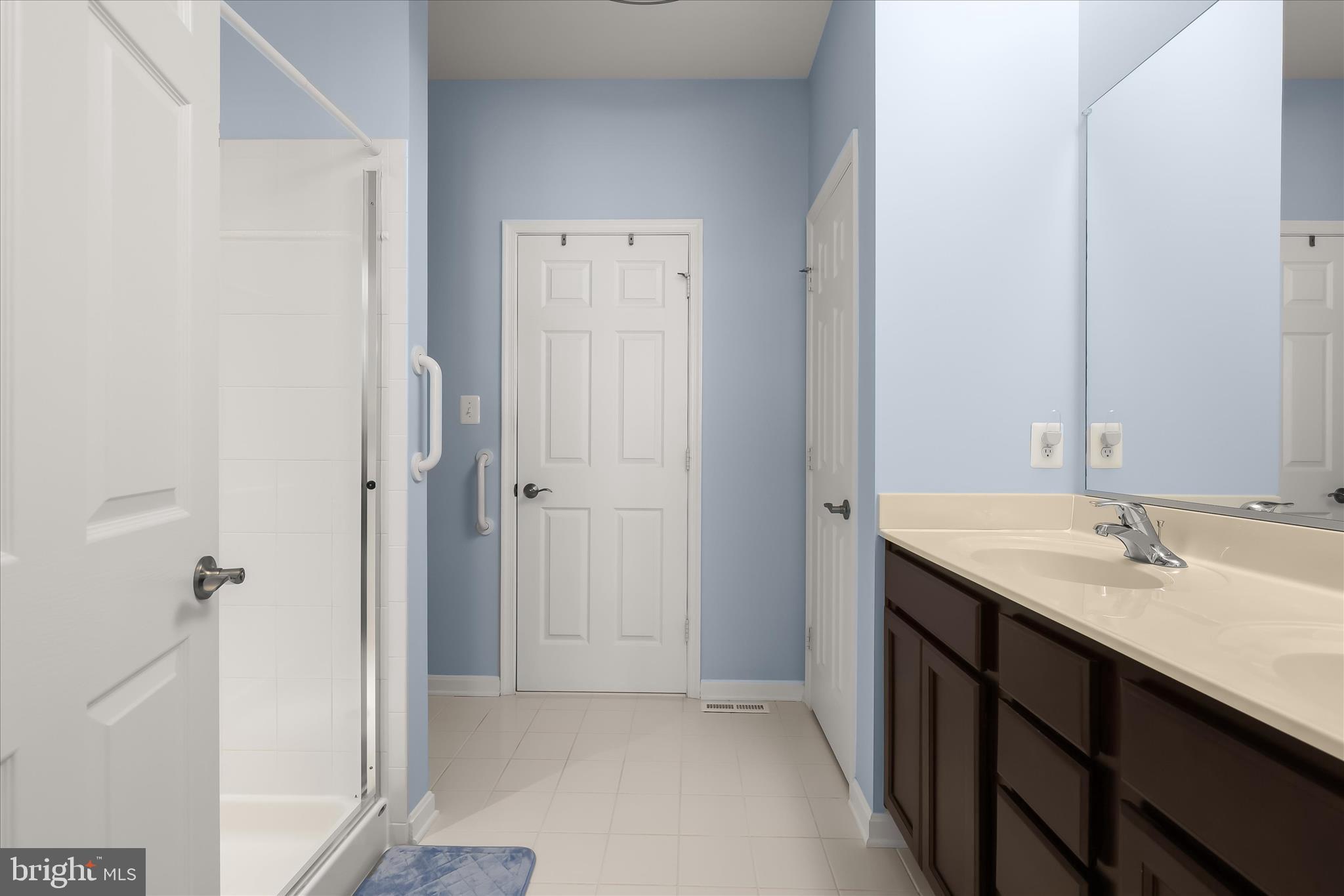 2845 Union Square Road, Unit 66 New Windsor, MD 21776 - Photo 26 of 44 Primary En-Suite Full Bath