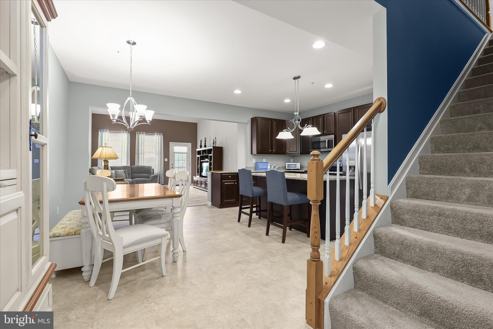 2845 Union Square Road, Unit 66 New Windsor, MD 21776 - Photo 8 of 44 Casual Dining Area