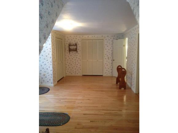 208 Governors Road Brookfield, NH 03872 - Photo 18 of 22
