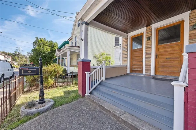 a view of front door and porch