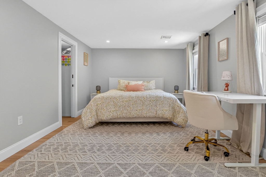 43 Rivers Lane Malden, MA 02148 - Photo 15 of 27