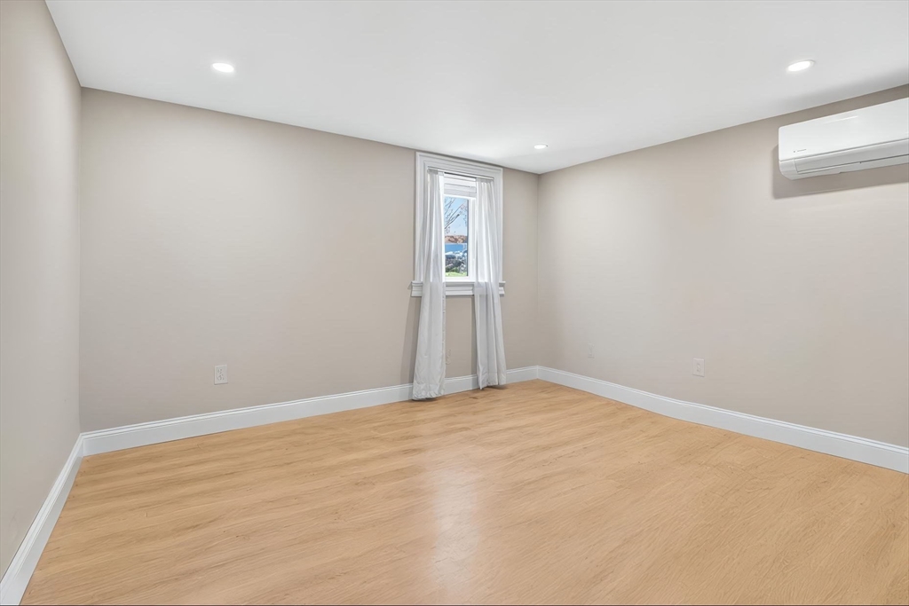 43 Rivers Lane Malden, MA 02148 - Photo 20 of 27