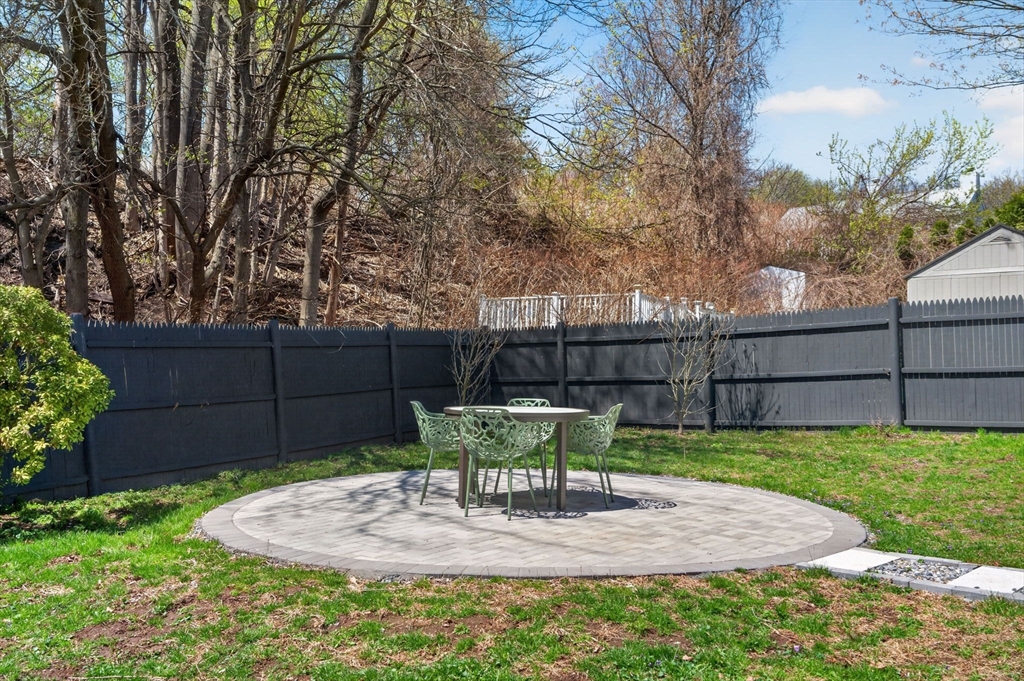 43 Rivers Lane Malden, MA 02148 - Photo 23 of 27