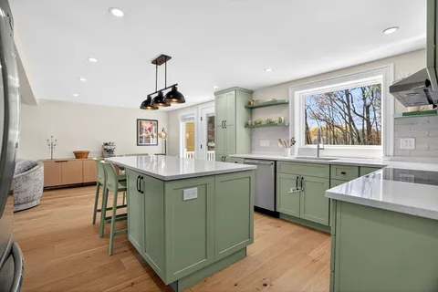 $1,100,000 | 43 Rivers Lane, Malden, MA 02148