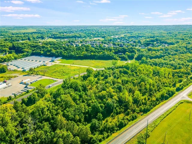 $350,000 | 20301-20401 East Us 40 Highway, Blue Springs, MO 64015