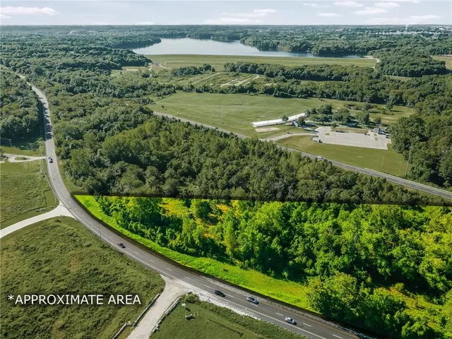 $350,000 | 20301-20401 East Us 40 Highway, Blue Springs, MO 64015