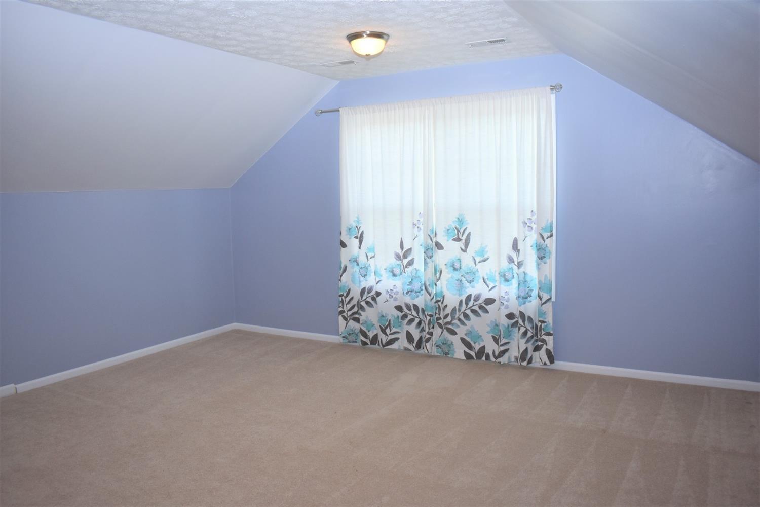 220 Scholl Road Franklin, OH 45005 - Photo 22 of 26 Gallery Image 22