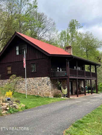 $525,000 | 342 Big Springs Lane, Jacksboro, TN 37757