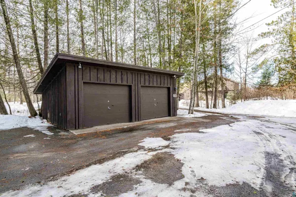 $979,000 | 4437 Sunshine Lake Road, Duluth, MN 55803