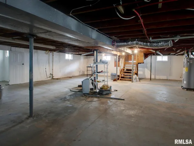 $102,500 | 109 Main Street, Golden, IL 62339