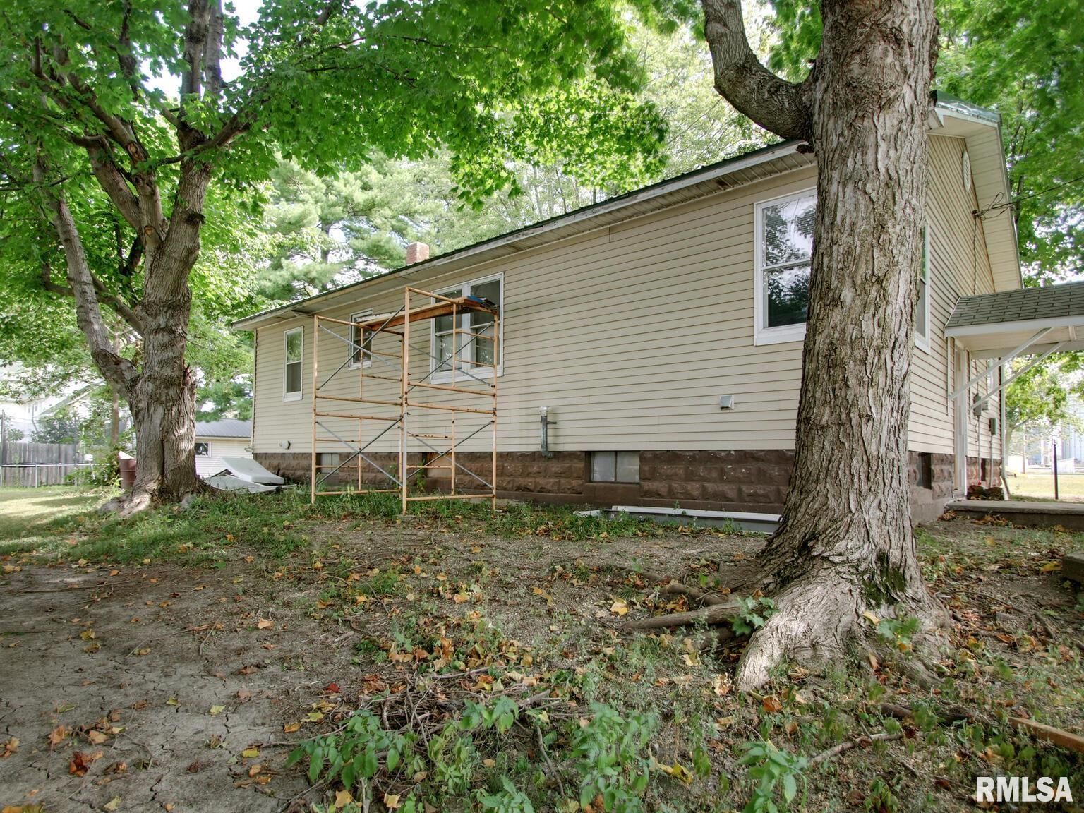 109 Main Street Golden, IL 62339 - Photo 24 of 28