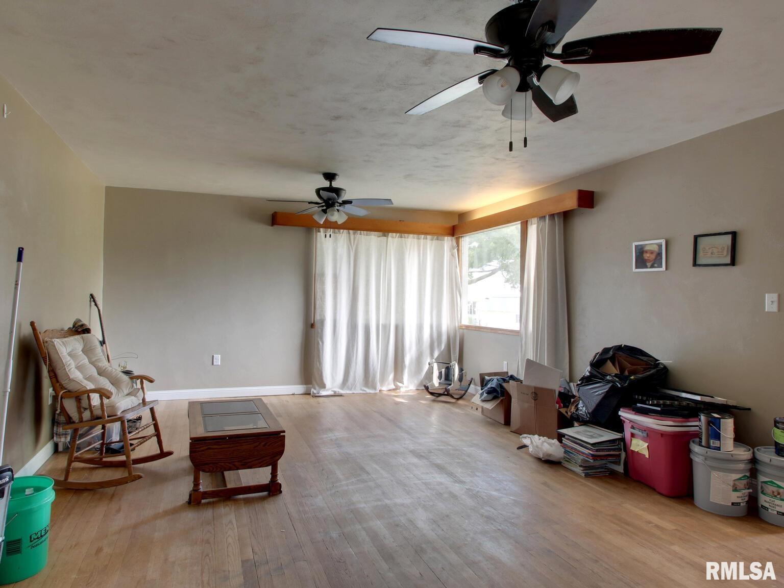 109 Main Street Golden, IL 62339 - Photo 9 of 28