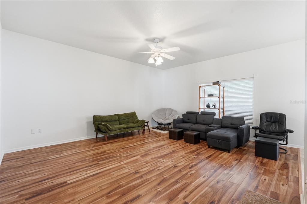 1734 Mapleleaf Boulevard Oldsmar, FL 34677 - Photo 12 of 82
