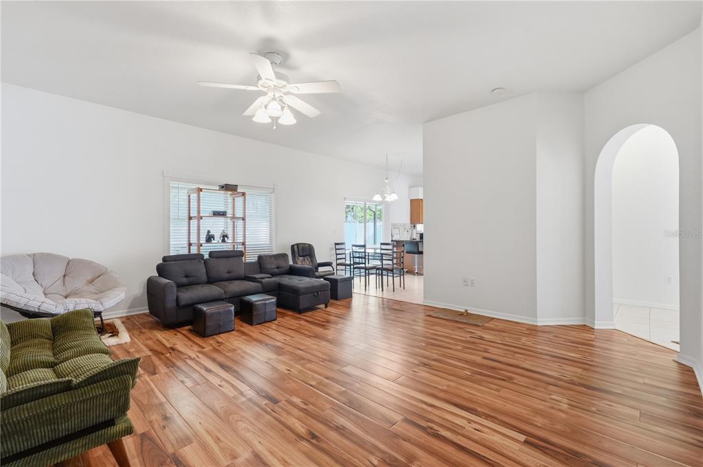1734 Mapleleaf Boulevard Oldsmar, FL 34677 - Photo 14 of 82