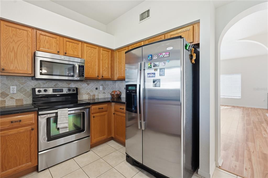 1734 Mapleleaf Boulevard Oldsmar, FL 34677 - Photo 22 of 82